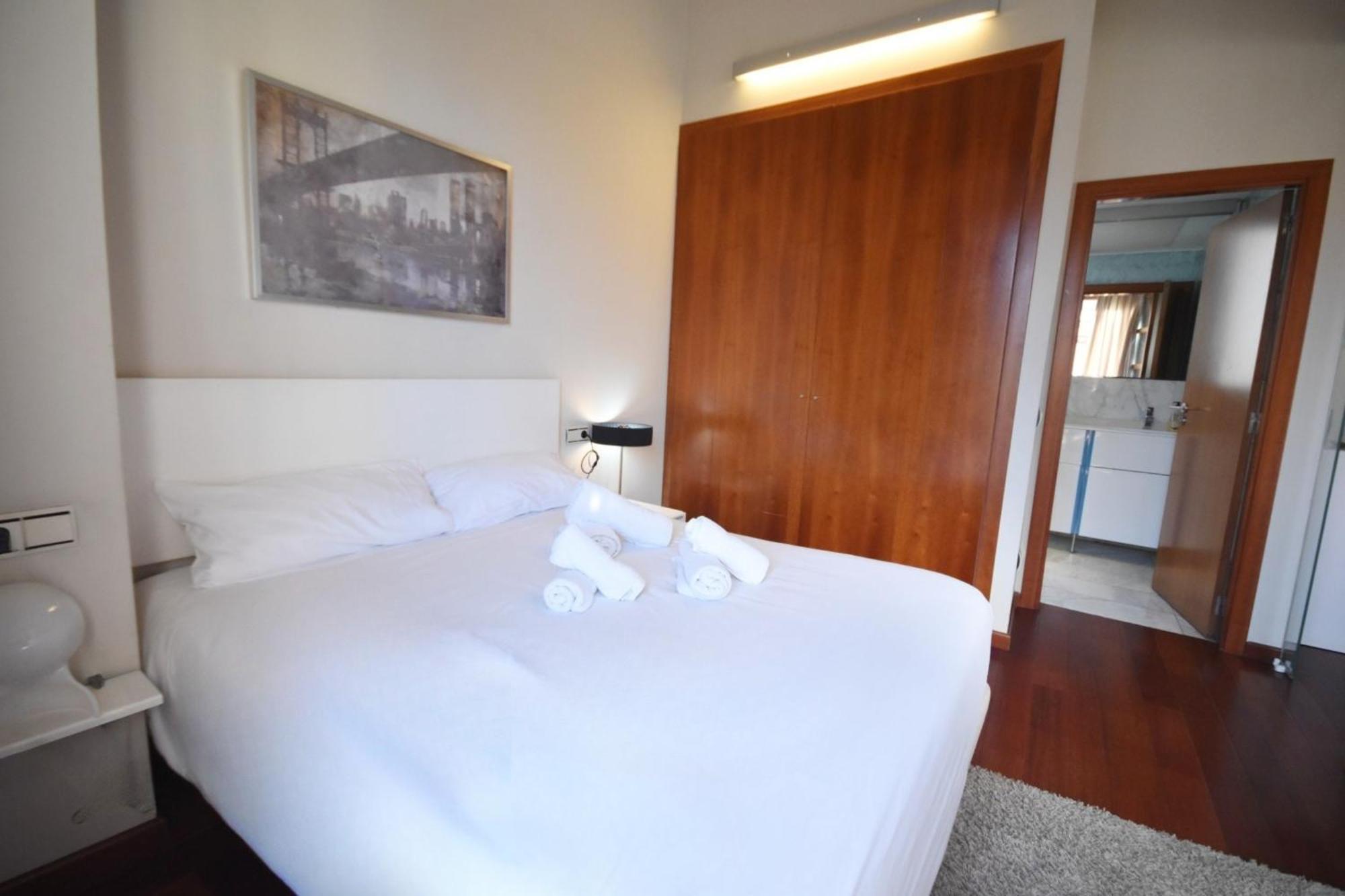 Bello Apartamento En La Plaza Del Tossal Валенсия Екстериор снимка