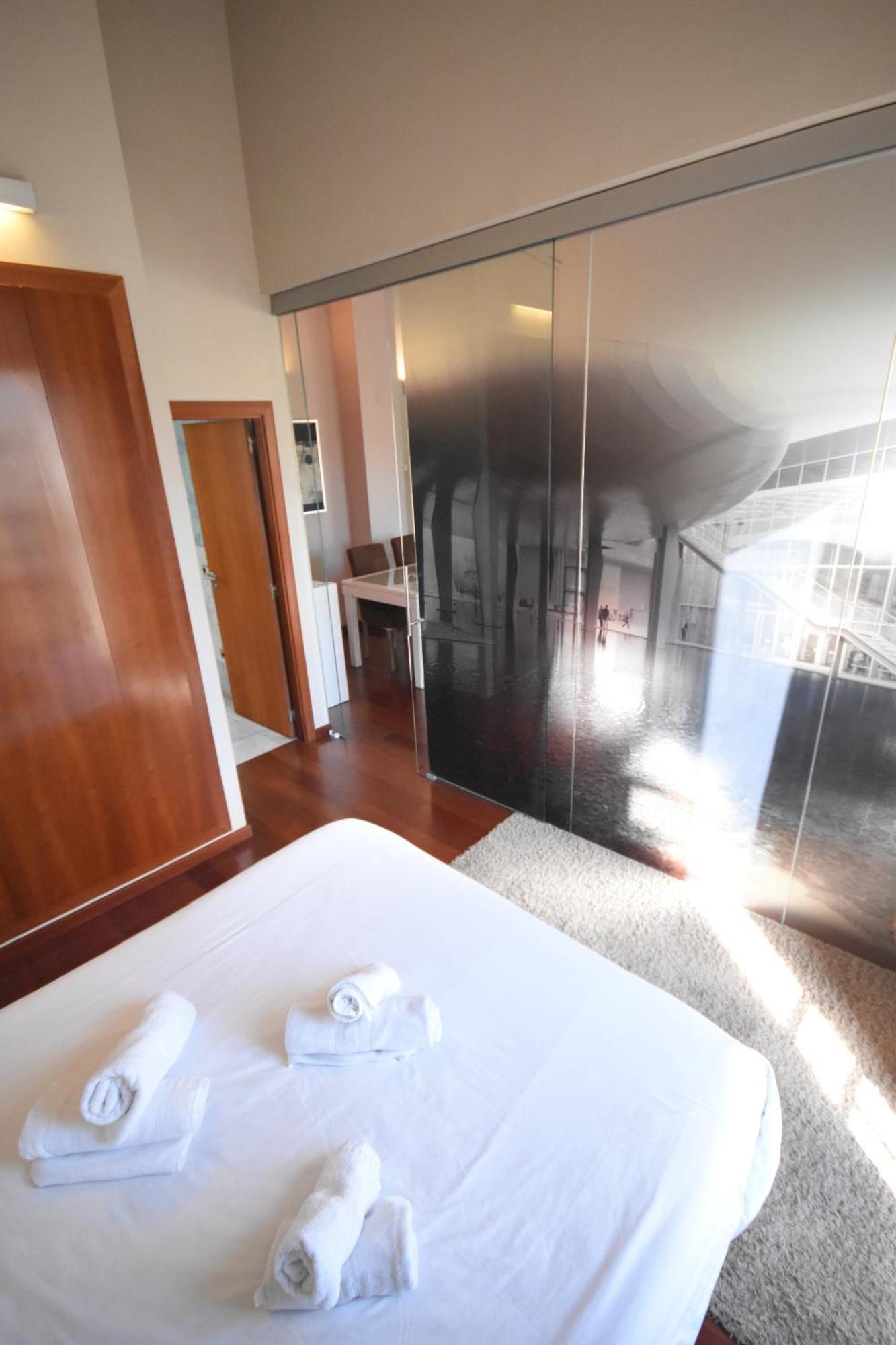 Bello Apartamento En La Plaza Del Tossal Валенсия Екстериор снимка
